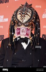 the-predator-at-the-predator-special-screening-event-held-at-the-egyptian-theatre-on-september...jpg