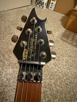 Wolf_headstock.jpg