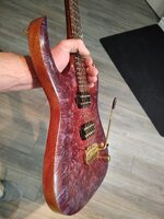Guitar_2.jpg