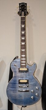 PXL_20251116_040210805~2.jpg