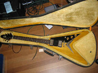 flyingv1.jpg